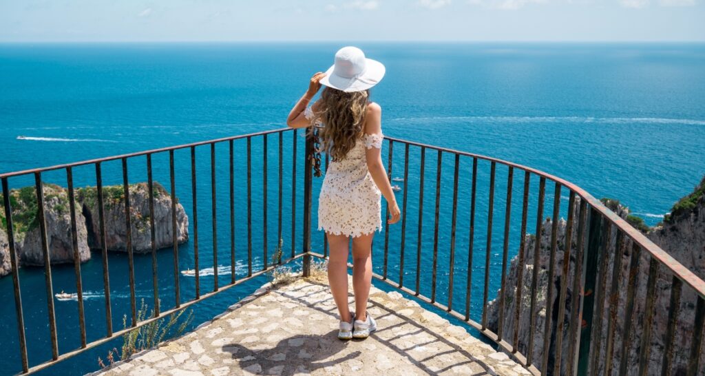The Amalfi Coast Cliffside Glamour
