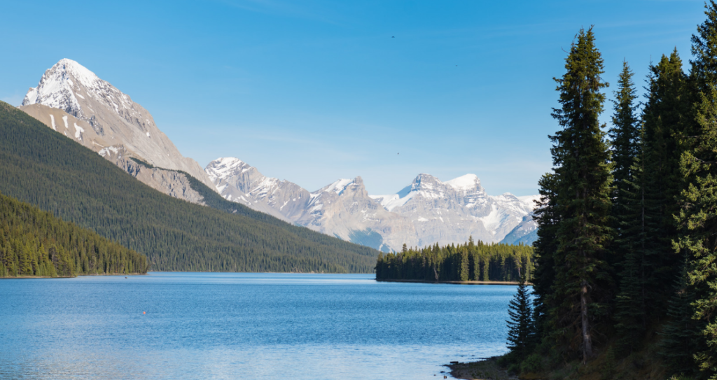 Maligne Lake