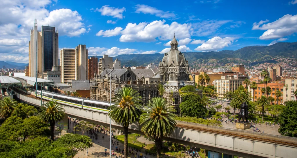 best time to travel to Medellín