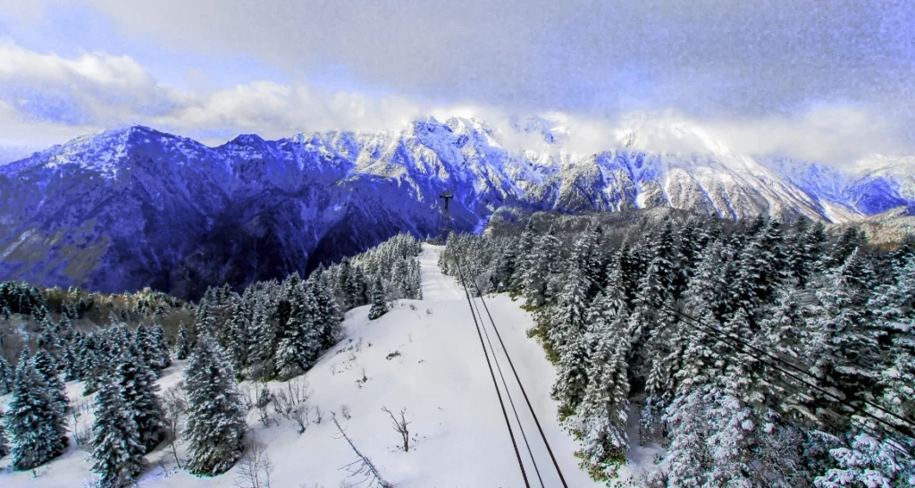 Places to go in winter in England