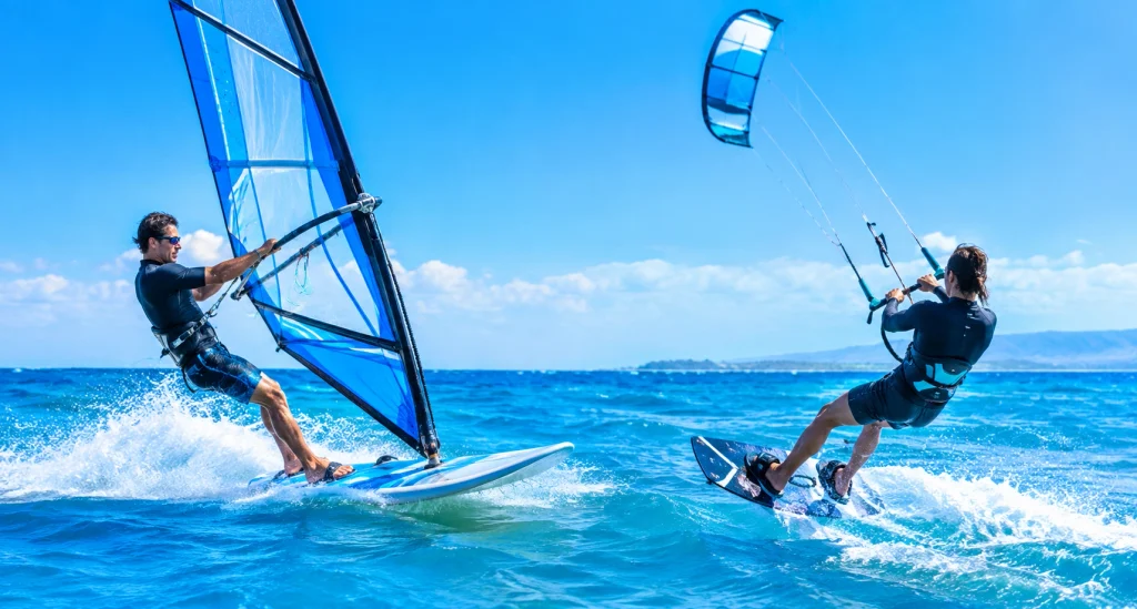 Windsurfing vs Kitesurfing
